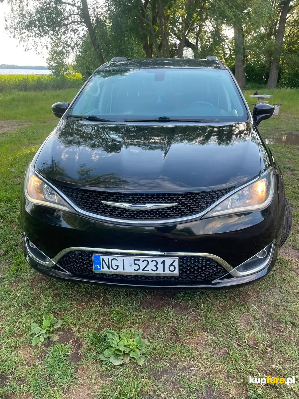 Chrysler Pacifica Touring L Plus z 2017 roku